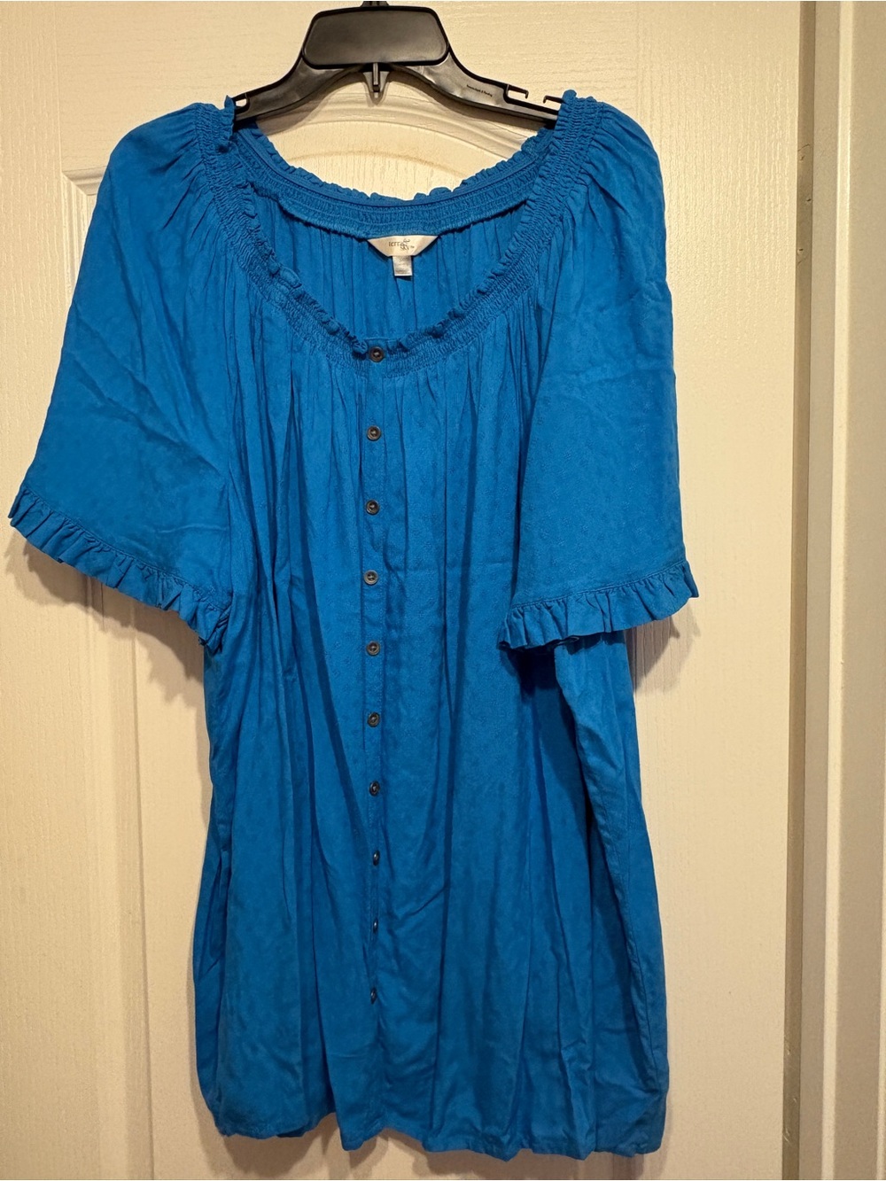 Terra & Sky Bright Blue Button-Front Peasant Blouse